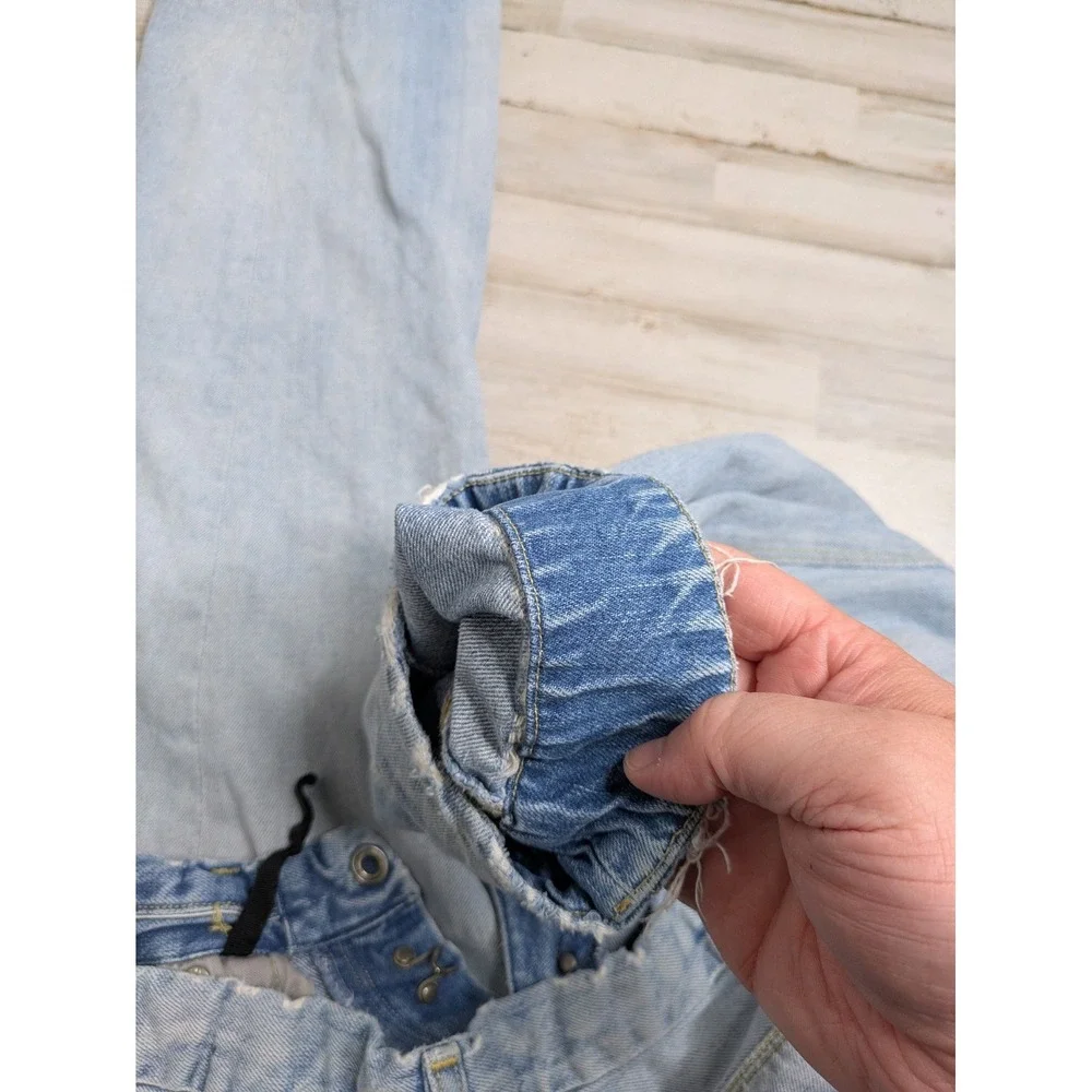 Vintage Levi's Engineered Twisted Jeans 34 (32x34) Hook Fastener Distressed Y2K